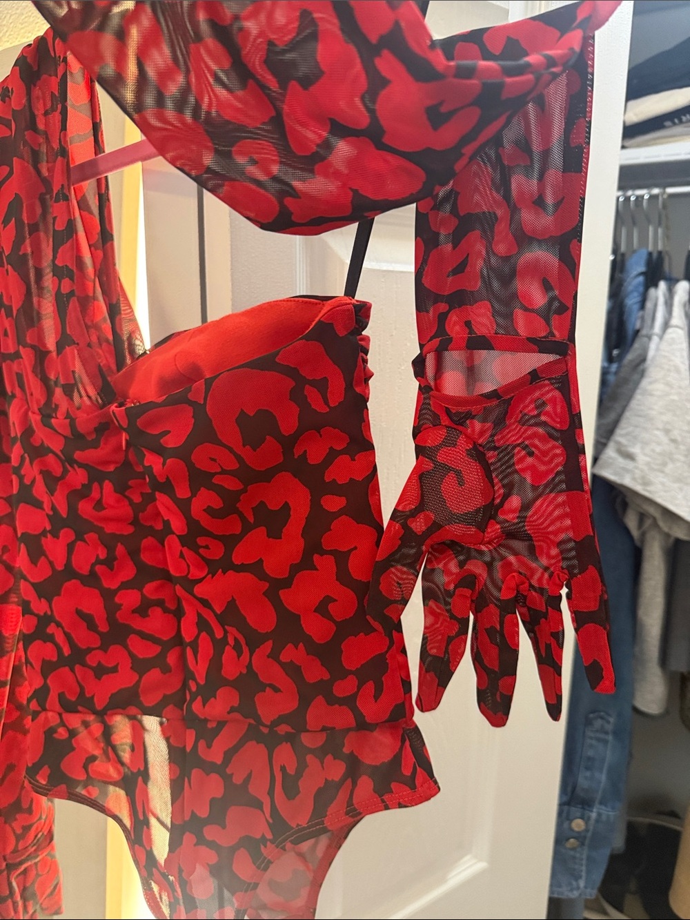 One-Shoulder Red Leopard Print Bodysuit - Picture 9 of 10